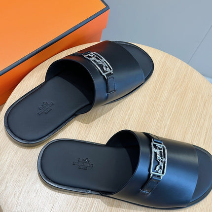 HM SILVER BUCKLE SLIPPERS BLACK CALFSKIN