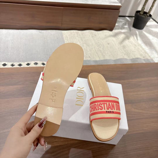 DWAY SLIDES IN BEIGE AND RED TECHNICAL FABRIC
