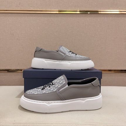 CD B23 SLIP ON GRAY CALFSKIN AND JACQUARD