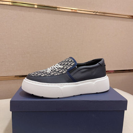 CD B23 SLIP ON NAVY CALFSKIN AND JACQUARD
