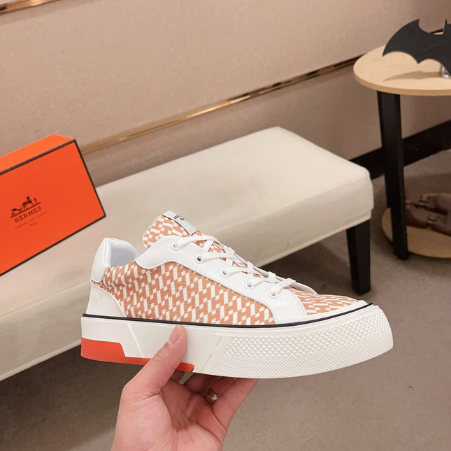 HM DAY SNEAKER WHITE AND CARROT FABRIC