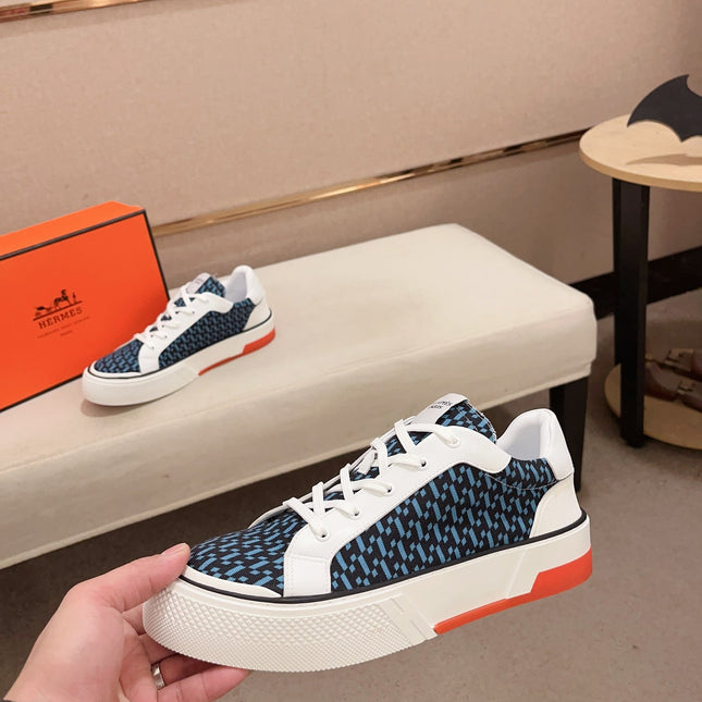 HM DAY SNEAKER SKY AND BLACK FABRIC