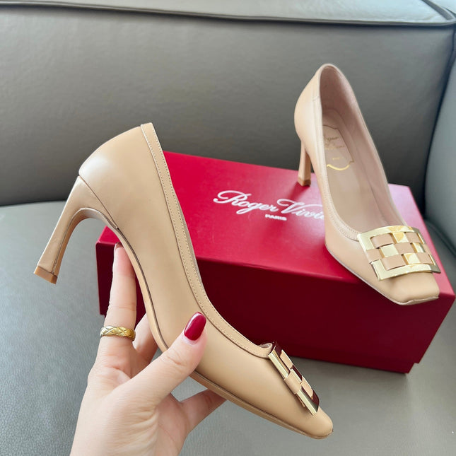 TROMPETTE BALLERINAS PUMPS IN NUDE SHINY CALFSKIN GOLD BUCKLE