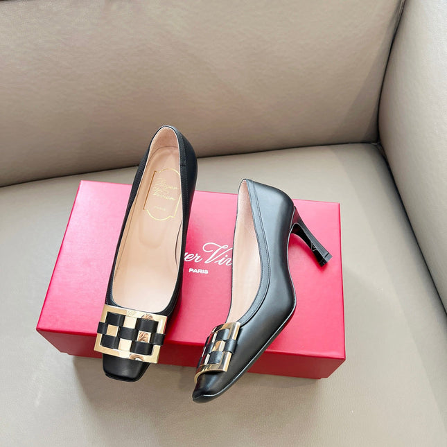 TROMPETTE BALLERINAS PUMPS IN BLACK SHINY CALFSKIN GOLD BUCKLE