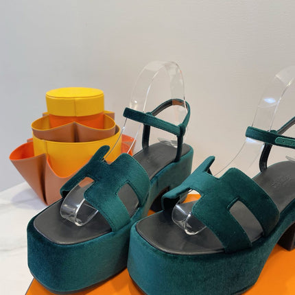 JAM 30 SANDAL IN GREEN FOREST VELVET