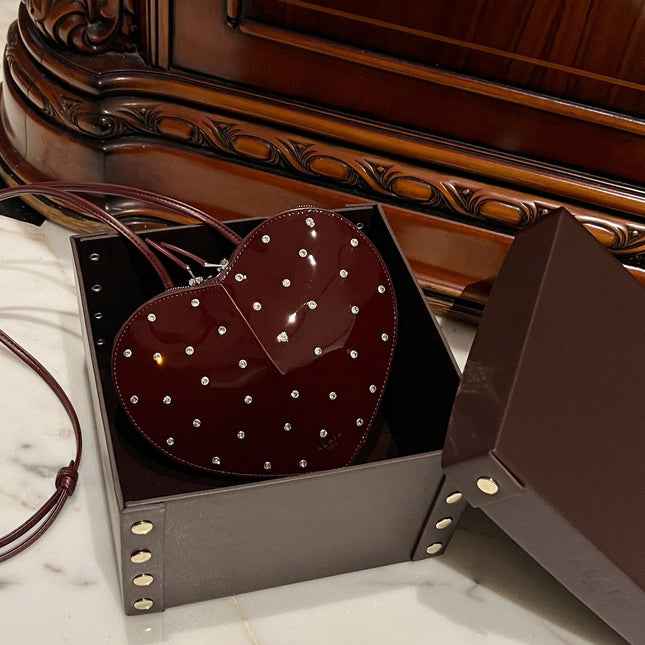 LE COEUR BAG 21 IN BURGUNDY RED PATENT CALFSKIN ATTACHED STRASS