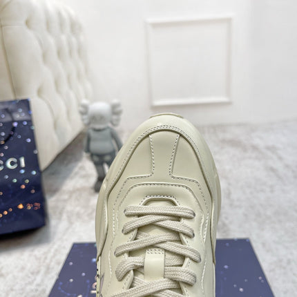 GG RHYTON TRAINER WHITE LAMBSKIN WITH PURPLE DINO MOTIF