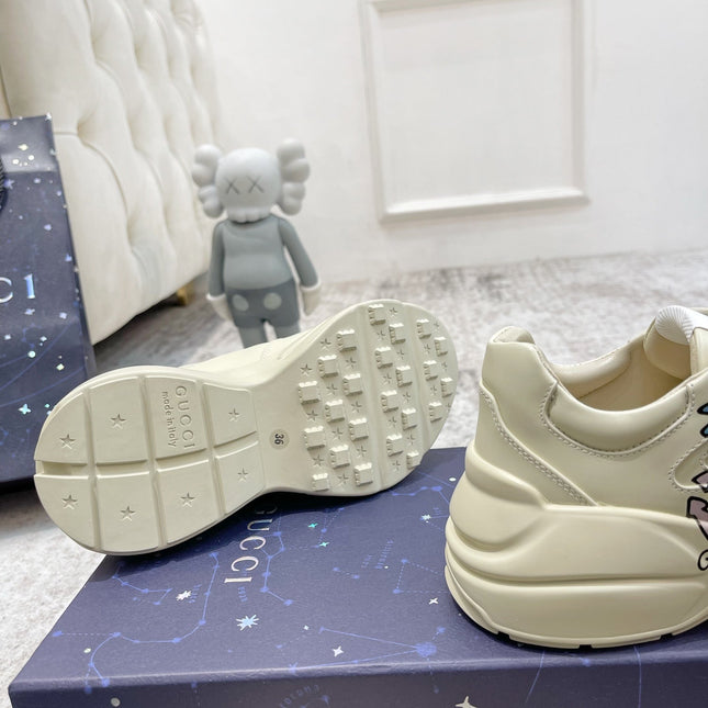 GG RHYTON TRAINER WHITE LAMBSKIN WITH PURPLE DINO MOTIF