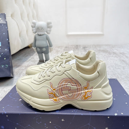GG RHYTON TRAINER WHITE LAMBSKIN WITH FIRE MOTIF