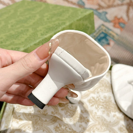 HIGH THONG MULE 55MM IN WHITE CALFSKIN WITH GOLD HARDWARE