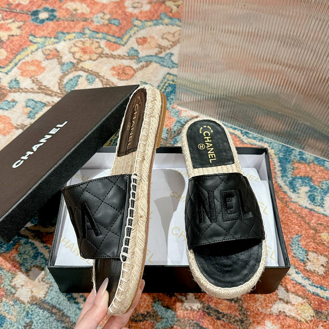 FLAT SLIPPERS IN BLACK LAMBSKIN MIX BEIGE WOVEN