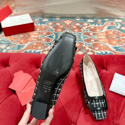 TROMPETTE BALLERINAS IN BLACK TWEED WITH WHITE STRIPES