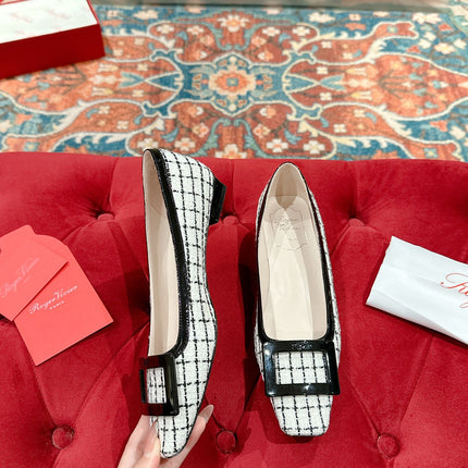 TROMPETTE BALLERINAS IN WHITE TWEED WITH BLACK STRIPES
