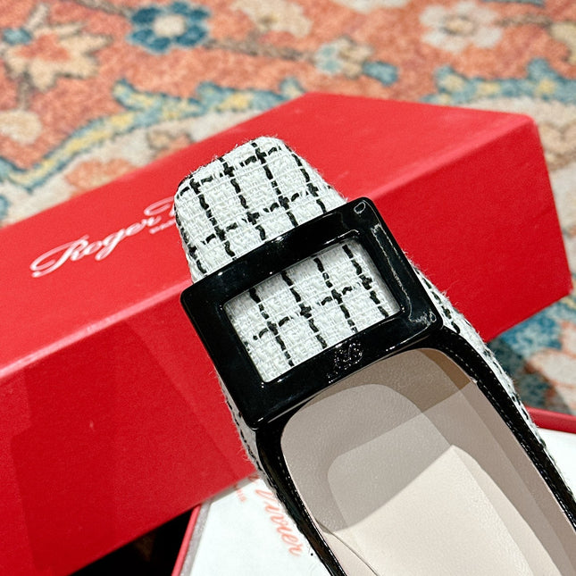 TROMPETTE BALLERINAS IN WHITE TWEED WITH BLACK STRIPES