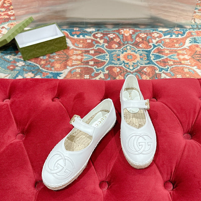 GG CROSS STRAP FLAT SHOES IN WHITE CALFSKIN WITH STRAW SOLE