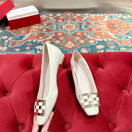 TROMPETTE BALLERINAS IN OFF WHITE SHINY CALFSKIN