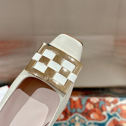 TROMPETTE BALLERINAS IN OFF WHITE SHINY CALFSKIN