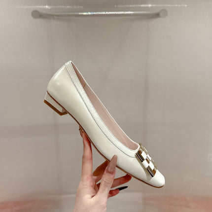 TROMPETTE BALLERINAS IN OFF WHITE SHINY CALFSKIN