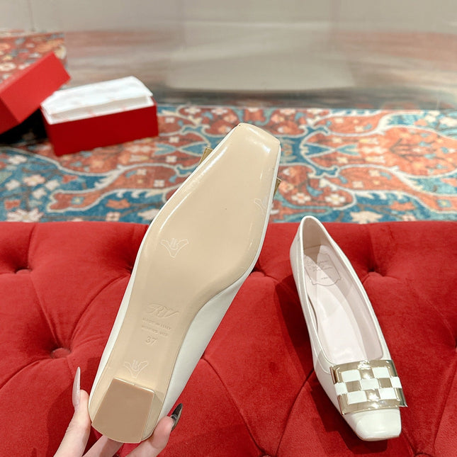 TROMPETTE BALLERINAS IN OFF WHITE SHINY CALFSKIN