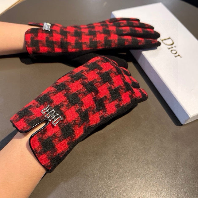 PLAID GLOVES IN RED MIX BLACK WOOL 405939