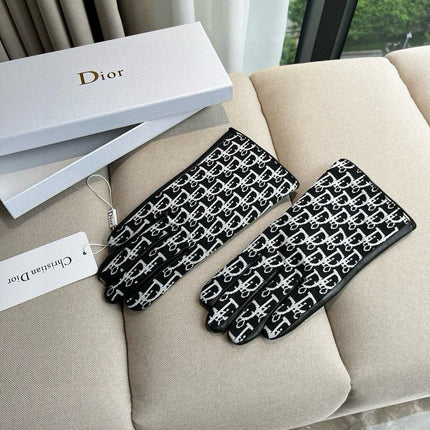 TOUCHSCREEN GLOVES IN BLACK MIX WHITE LAMBSKIN AND MONOGRAM JACQUARD FABRIC 465792