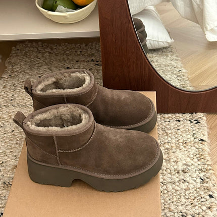 CLASSIC ULTRA MINI PLATFORM IN HICKORY BROWN SUEDE