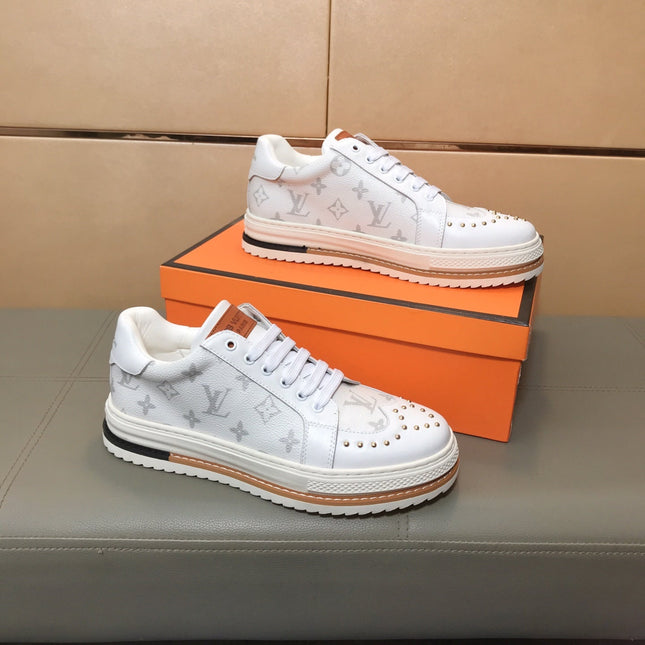 LV TRAINER IN WHITE MONOGRAM CALFSKIN