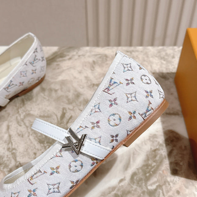 LV BALLET FLAT IN WHITE MONOGRAM CANVAS