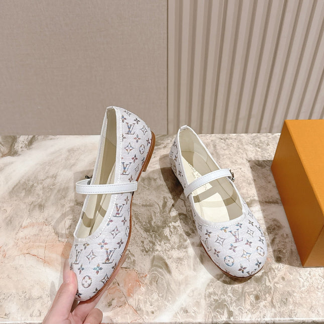 LV BALLET FLAT IN WHITE MONOGRAM CANVAS