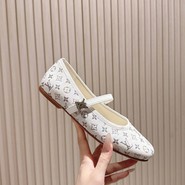 LV BALLET FLAT IN WHITE MONOGRAM CANVAS