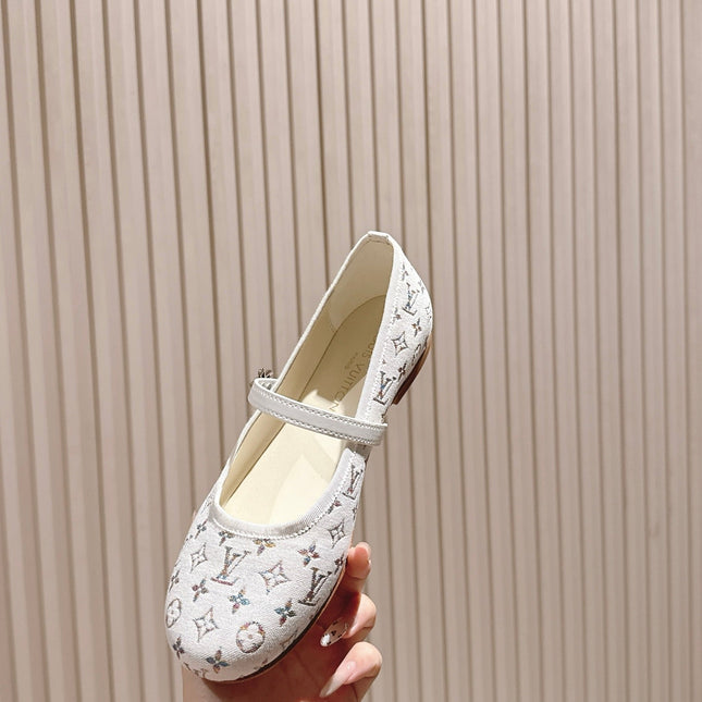 LV BALLET FLAT IN WHITE MONOGRAM CANVAS