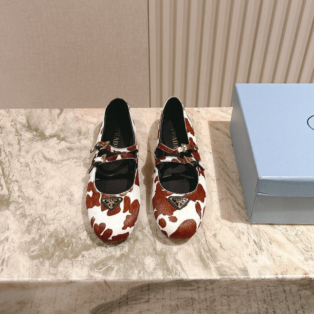 PRADA 25S CRYSTAL EMBELLISHED BALLERINA IN WHITE AND DARK BROWN FUR