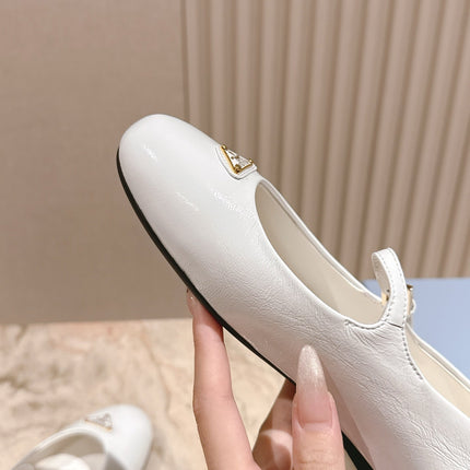 PRADA 25S BALLERINAS IN WHITE CALFSKIN GLOSSY