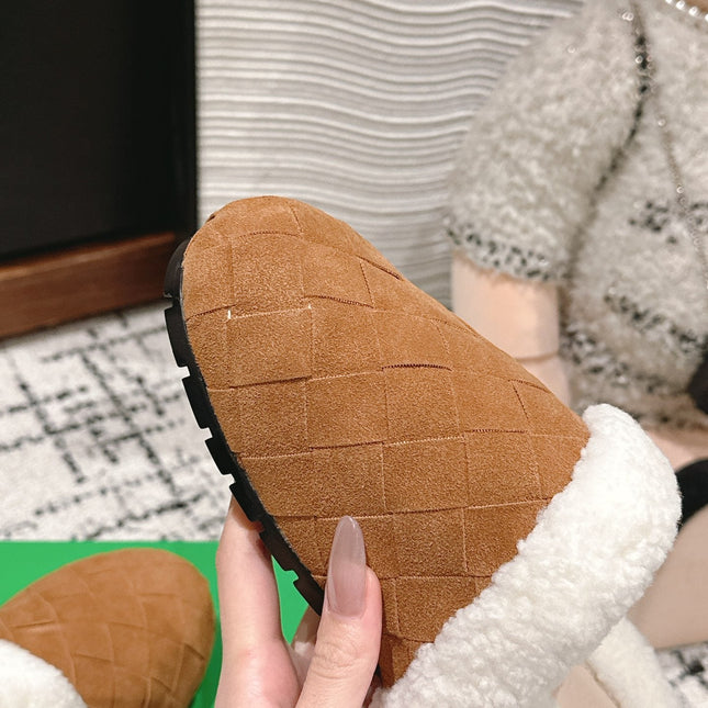 REGGIE SLIPPER IN BRONZE BROWN SUEDE AND SHEARLING LINING