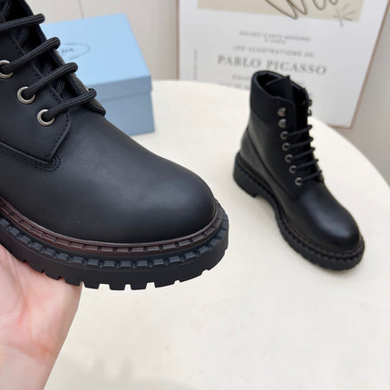 PRADA 25S LACE UP BOOTS BLACK CALFSKIN