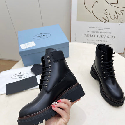 PRADA 25S LACE UP BOOTS BLACK GLOSSY CALFSKIN