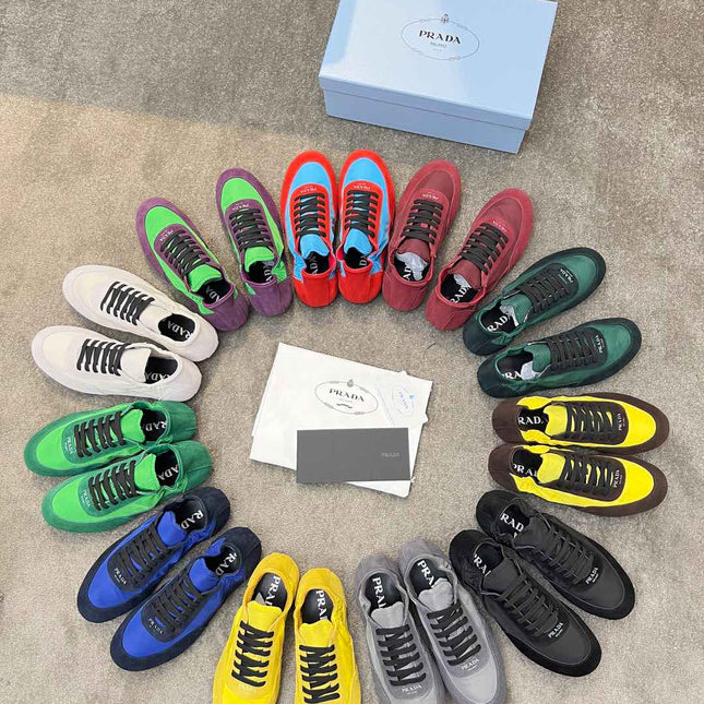 COLLAPSE SNEAKERS IN GRAY SUEDE AND NYLON