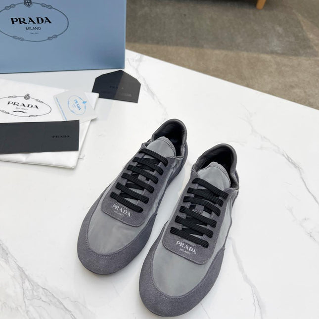 COLLAPSE SNEAKERS IN GRAY SUEDE AND NYLON