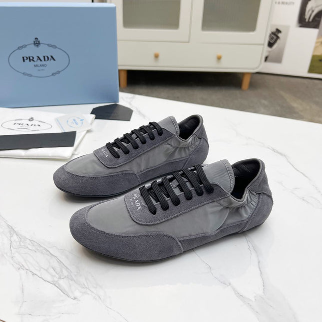 COLLAPSE SNEAKERS IN GRAY SUEDE AND NYLON