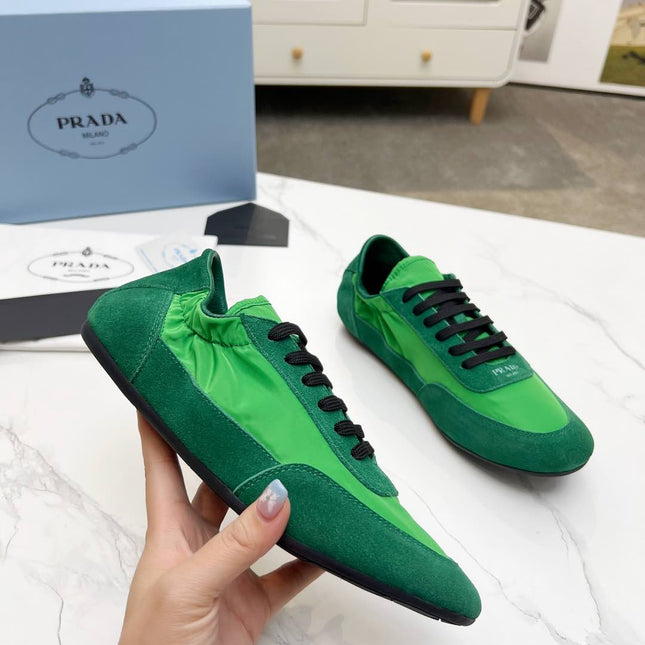 COLLAPSE SNEAKERS IN GREEN SUEDE AND NYLON