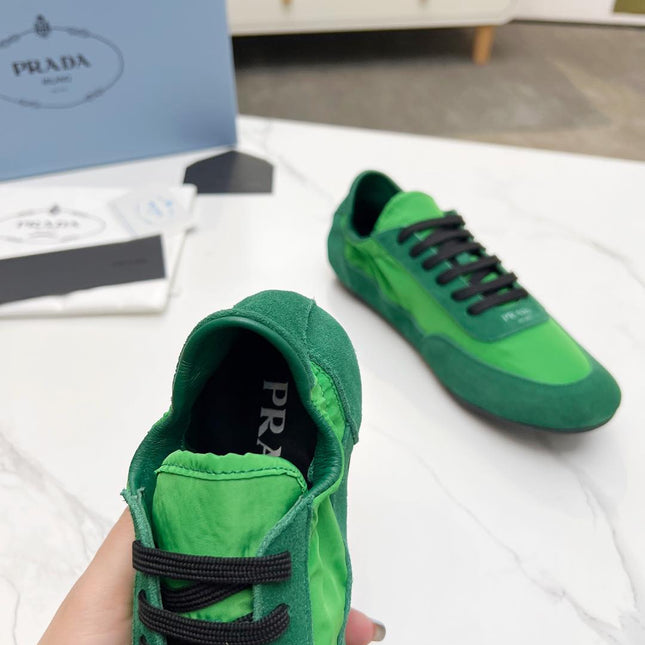 COLLAPSE SNEAKERS IN GREEN SUEDE AND NYLON