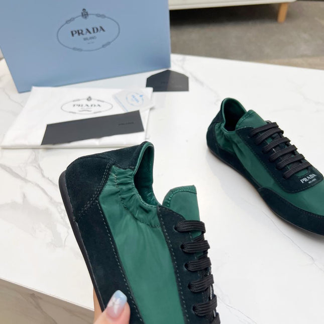 COLLAPSE SNEAKERS IN BLACK SUEDE AND FOREST GREEN NYLON