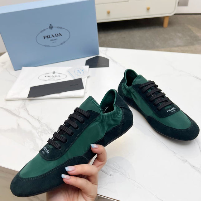 COLLAPSE SNEAKERS IN BLACK SUEDE AND FOREST GREEN NYLON