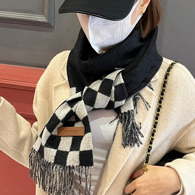 DAMIER SCARF 180 CM IN BLACK MIX WHITE CASHMERE 388315