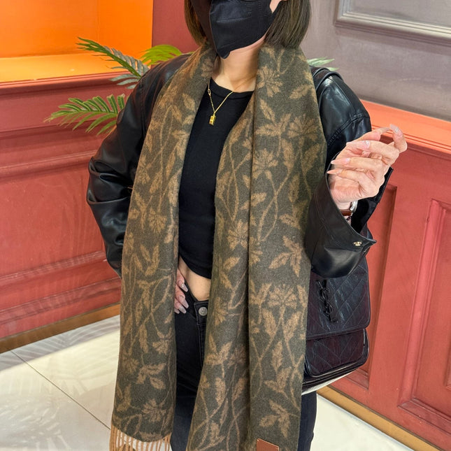 SCARF 180 CM IN OLIVE GREEN MONOGRAM CASHMERE 394642