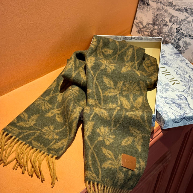 SCARF 180 CM IN OLIVE GREEN MONOGRAM CASHMERE 394642