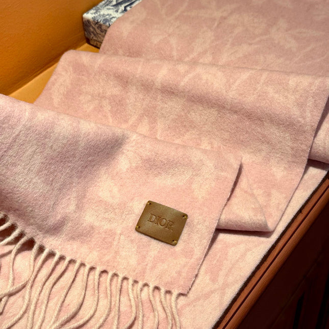 SCARF 180 CM IN BABY PINK MONOGRAM CASHMERE 394643