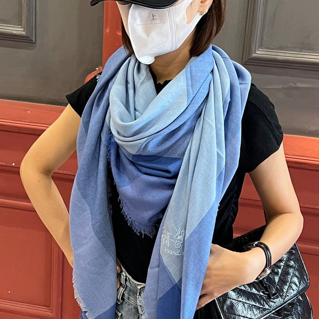 SQUAR SCARF 153 CM IN AZURE BLUE CASHMERE 413790