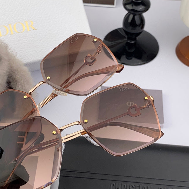 MONTAIGNE SUNGLASS CD3022 IN BROWN METAL