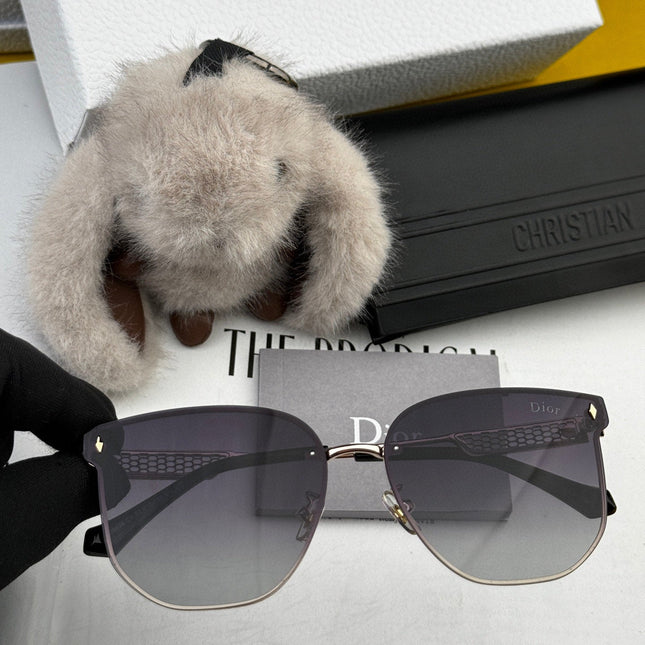 MONTAIGNE SUNGLASS CD8640 IN METAL